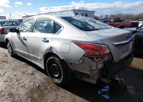 2015 Nissan Altima 2.5 S из США, поврежденный, VIN 1N4AL3AP2FC156496